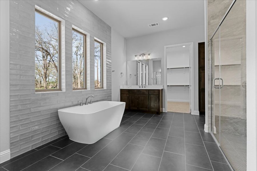 Furnished interior view inside a new home in Spring Valley Ranch, Paradise (Image 18).