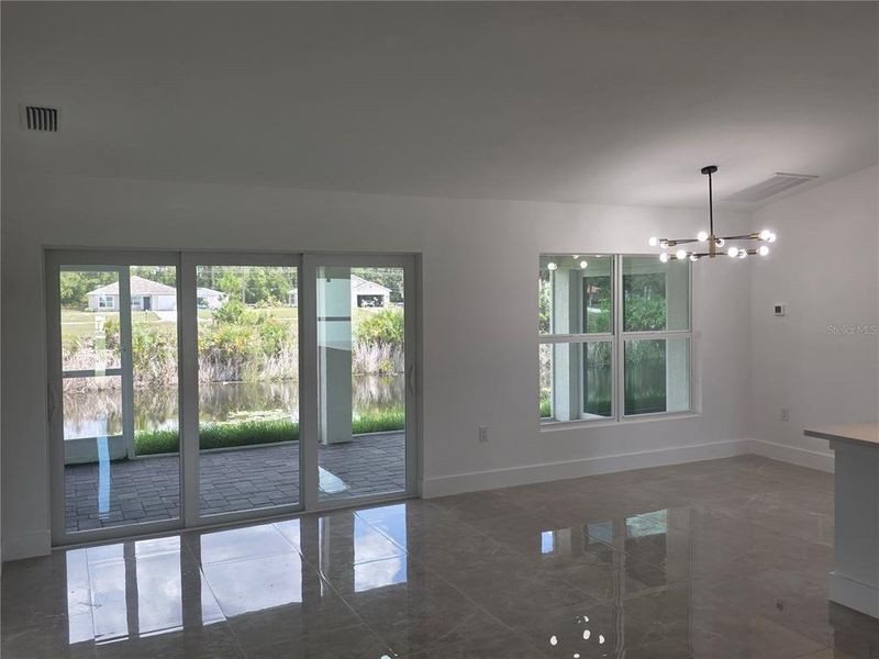 Spacious, unfurnished interior of a new home in , Cape Coral (Image 23).