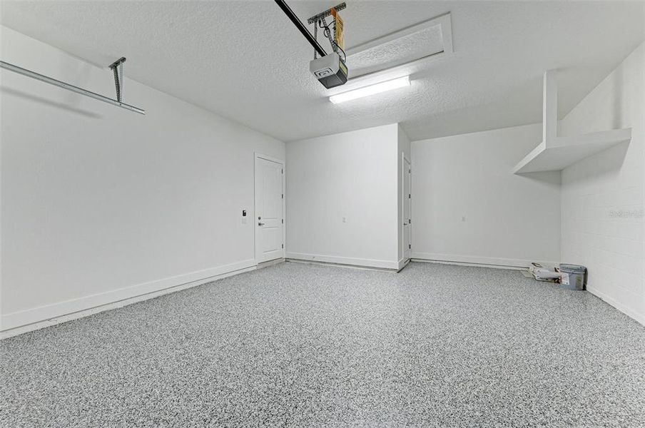 Spacious, unfurnished interior of a new home in Aqua Single Family Homes, Bradenton (Image 18).
