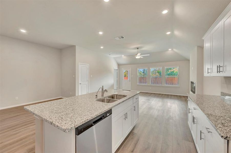 Furnished interior view inside a new home in Forest Park, Princeton (Image 13).