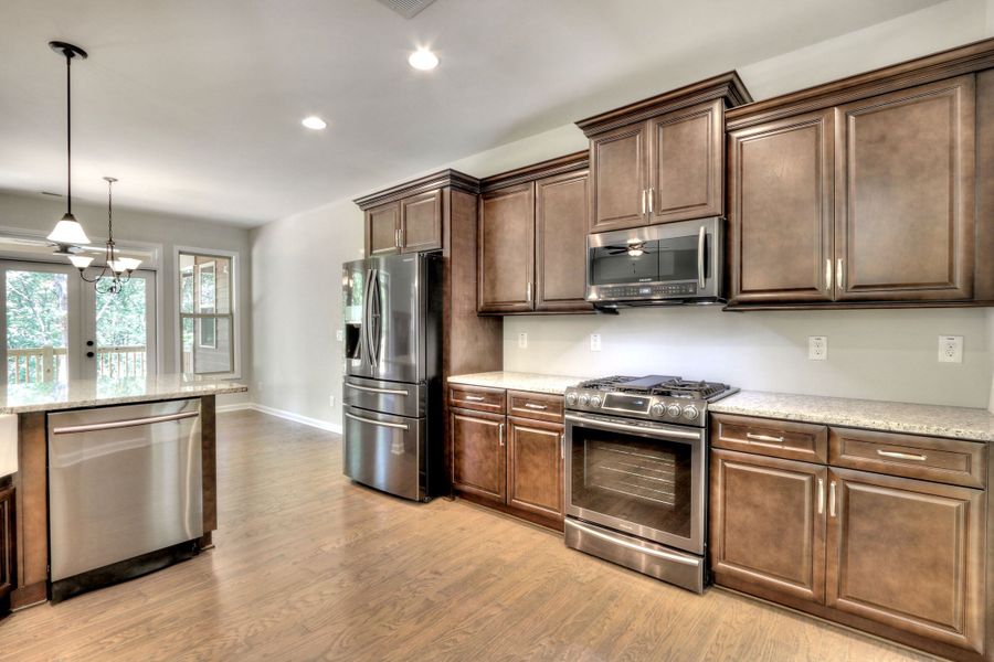 Representative furnished interior of a home built from the The Huntleigh by Bamford and Company in Rowland Springs, Cartersville (Image 19).