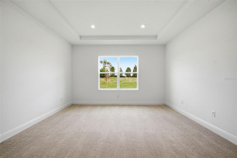 Spacious, unfurnished interior of a new home in North River Ranch, Parrish (Image 33).
