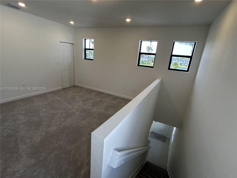 Spacious, unfurnished interior of a new home in , Dania Beach (Image 5). Spacious, unfurnished interior of a new home in , Dania Beach (Image 5).