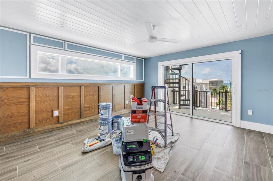 Furnished interior view inside a new home in , Sarasota (Image 5).
