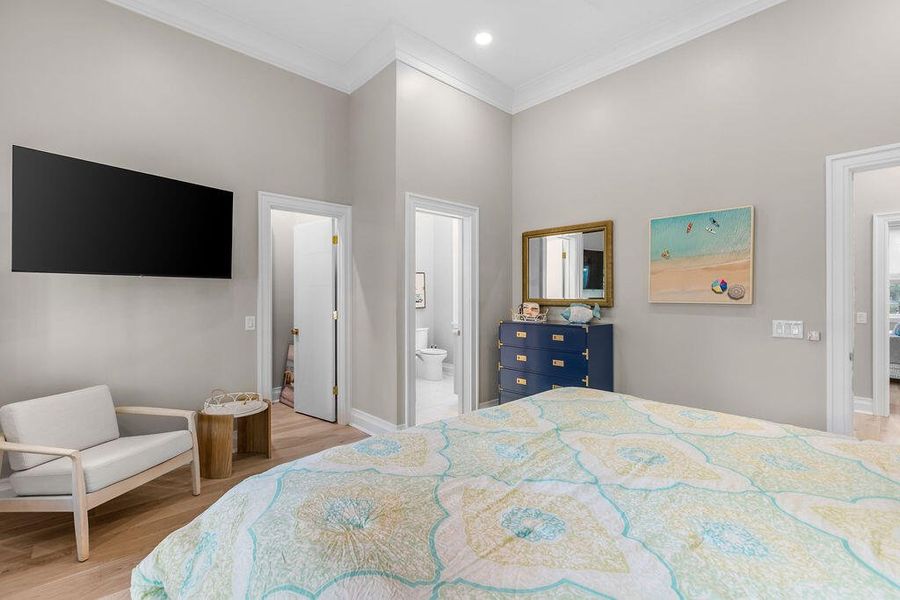 Furnished interior view inside a new home in , Seabrook Island (Image 52).