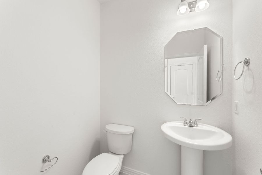 Representative furnished interior of a home built from the Kingston by UnionMain Homes in Elevon, Lavon (Image 7).