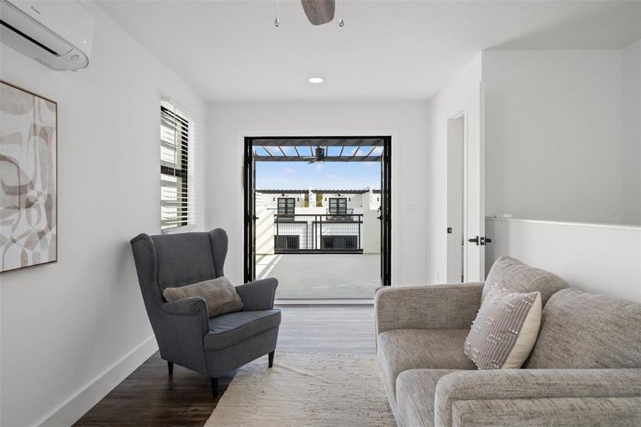 Furnished interior view inside a new home in , Pinellas Park (Image 5).