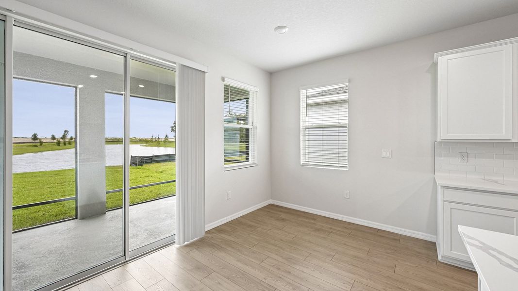 Representative unfurnished interior of a home built from the Laurel by D.R. Horton in Star Farms at Lakewood Ranch, Bradenton (Image 17).