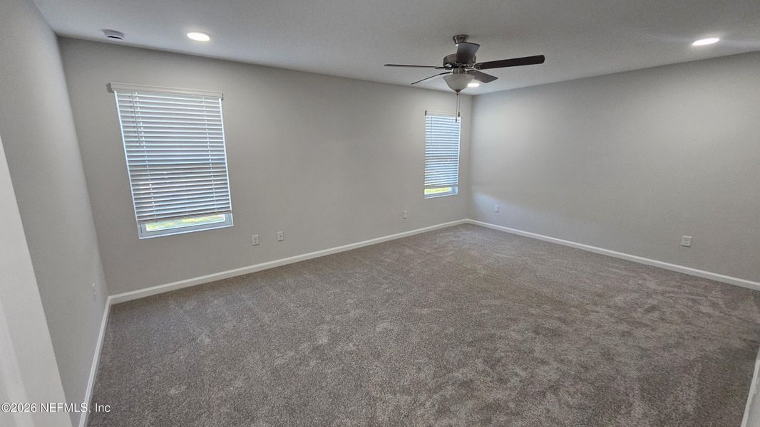 Spacious, unfurnished interior of a new home in , Jacksonville (Image 22).
