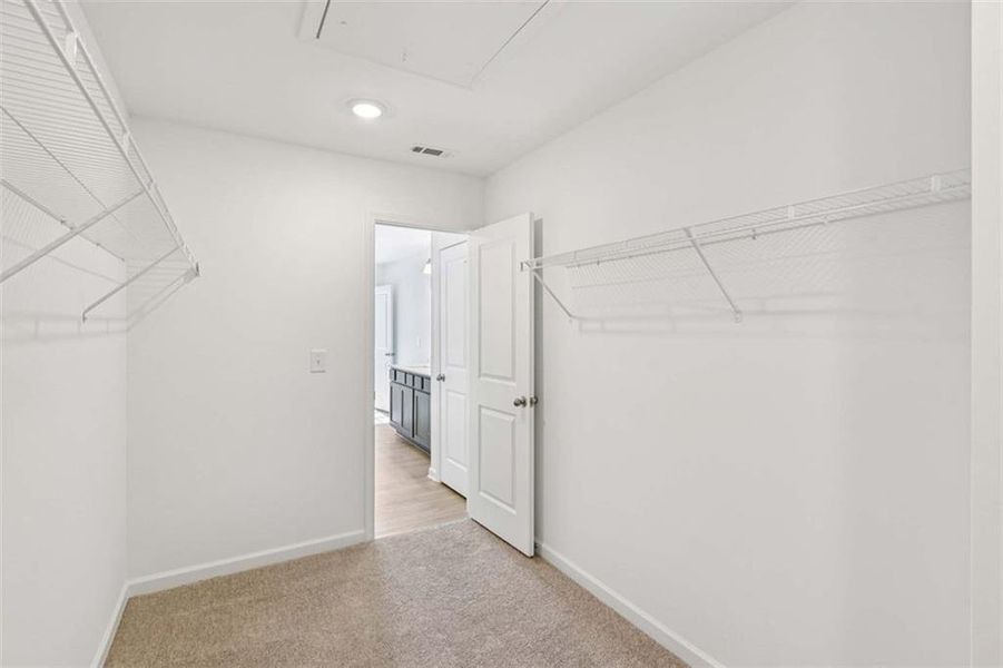 Spacious, unfurnished interior of a new home in Leydenview, Mableton (Image 15). Spacious, unfurnished interior of a new home in Leydenview, Mableton (Image 15).