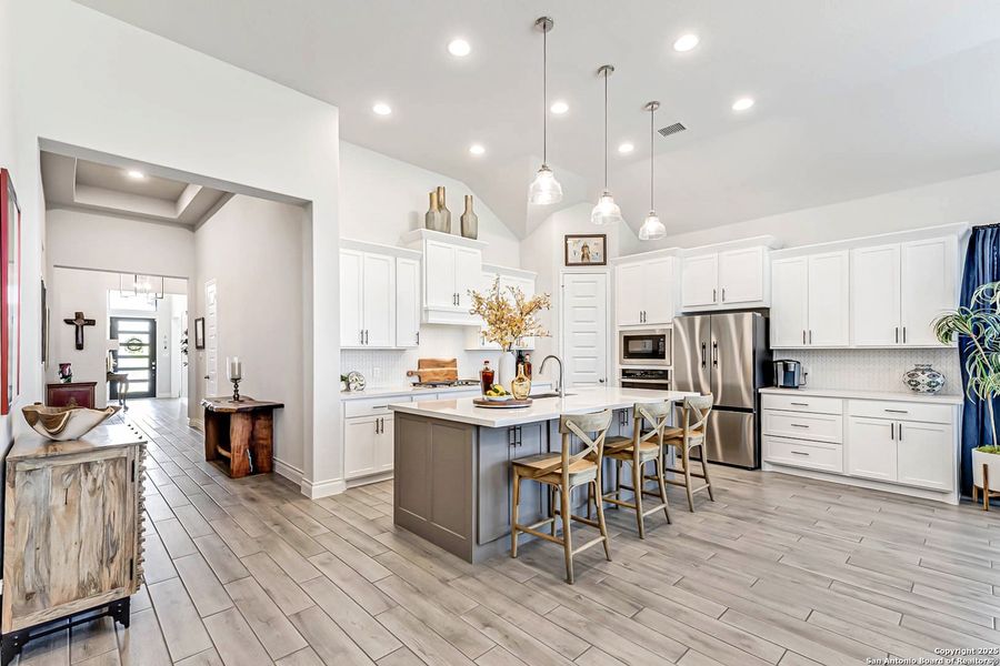 Furnished interior view inside a new home in , Bulverde (Image 17). Furnished interior view inside a new home in , Bulverde (Image 17).