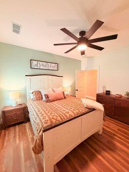 Furnished interior view inside a new home in , Manning (Image 63).