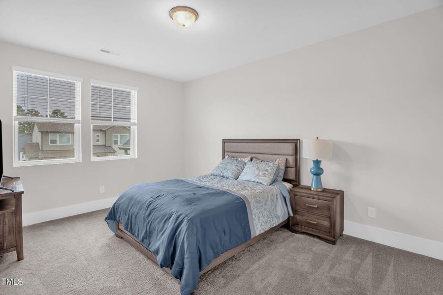 32-web-or-mls-4421 Bridle Run Dr-32