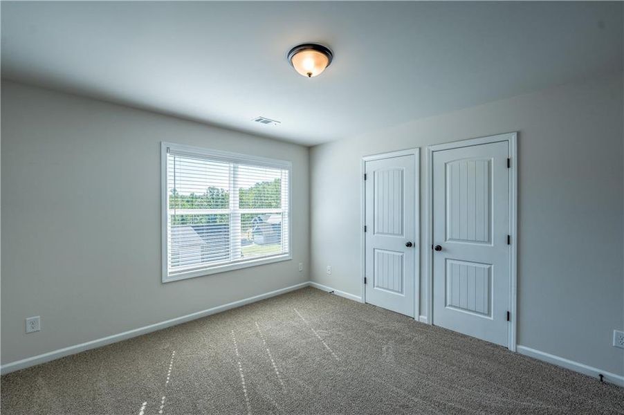Spacious, unfurnished interior of a new home in , Lula (Image 40).