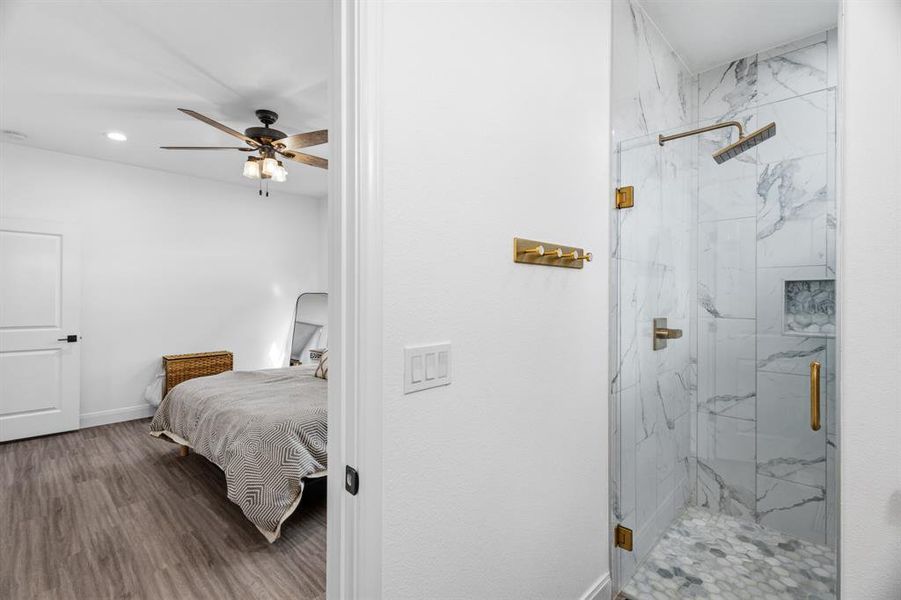 Furnished interior view inside a new home in , Chico (Image 29).