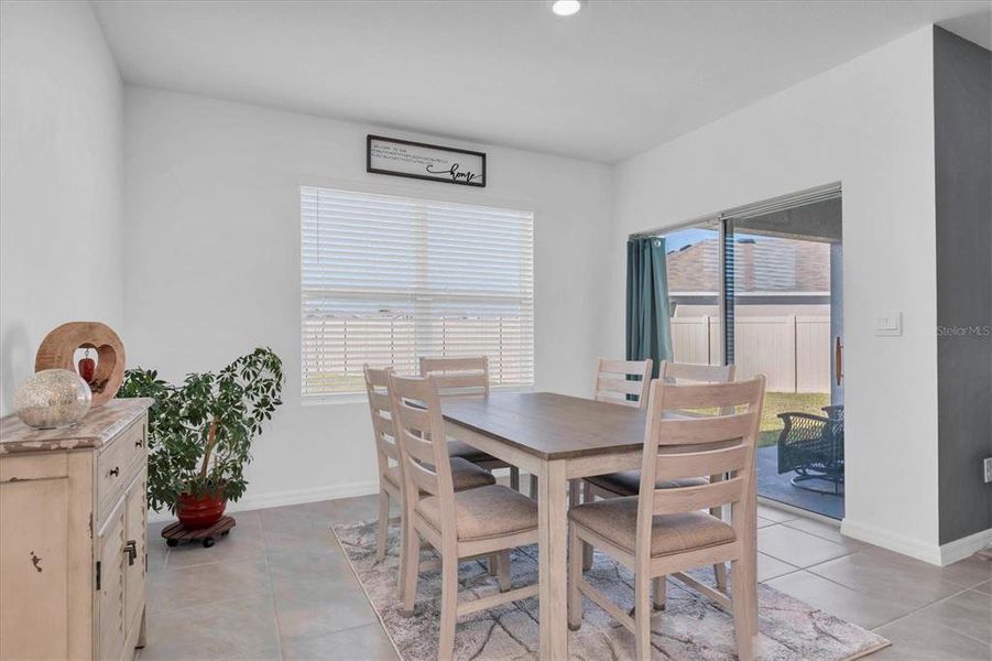 Furnished interior view inside a new home in , Wesley Chapel (Image 15).
