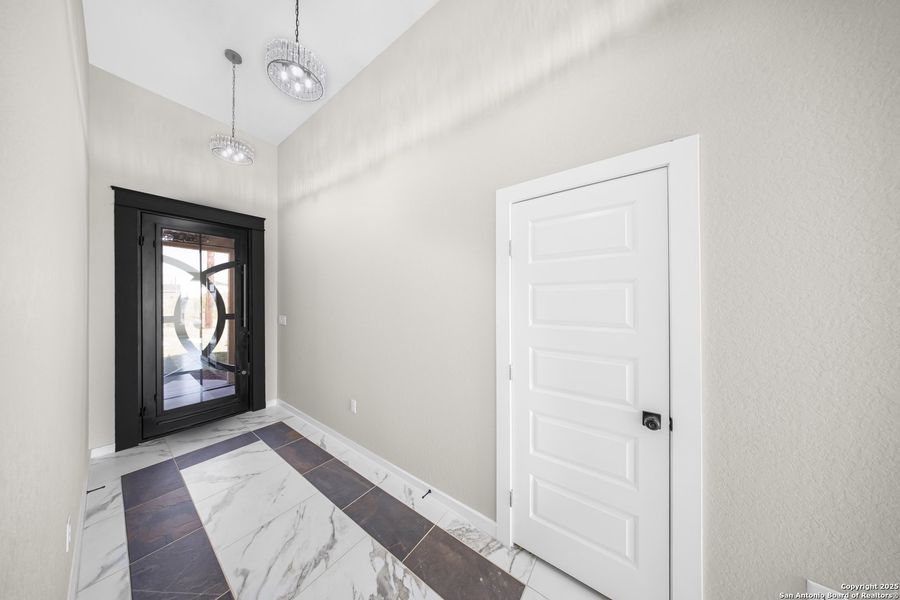 Spacious, unfurnished interior of a new home in , San Antonio (Image 15). Spacious, unfurnished interior of a new home in , San Antonio (Image 15).