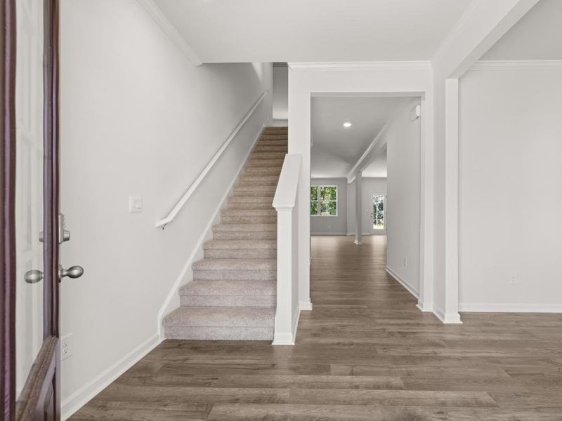 Spacious, unfurnished interior of a new home in Parkside at Carter Grove, Cartersville (Image 29).
