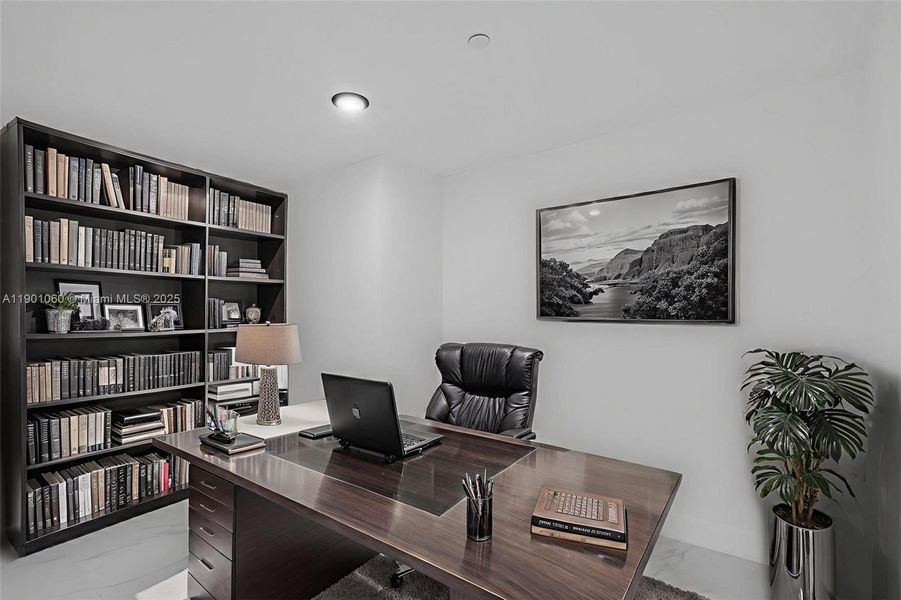 Furnished interior view inside a new home in Aria Reserve, Miami (Image 8). Furnished interior view inside a new home in Aria Reserve, Miami (Image 8).