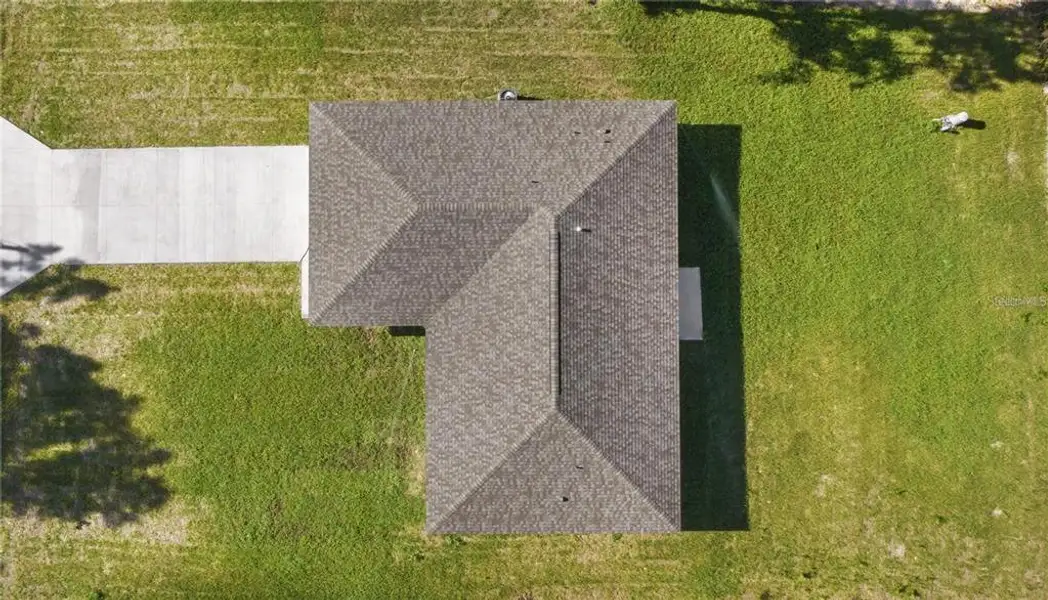 Exterior details and patio area of a home in , Ocala (Image 3). Exterior details and patio area of a home in , Ocala (Image 3).