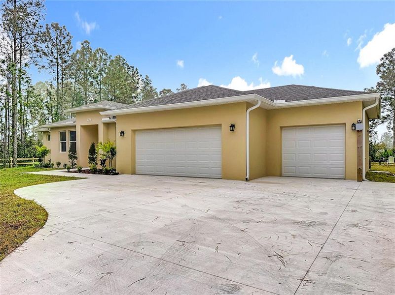 Front exterior of a new home in , Orlando, FL, highlighting curb appeal (Image 30).