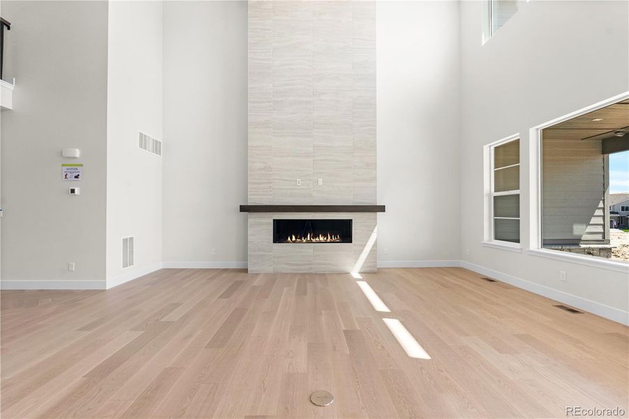 Spacious, unfurnished interior of a new home in Luxe at The Canyons, Castle Pines (Image 47).