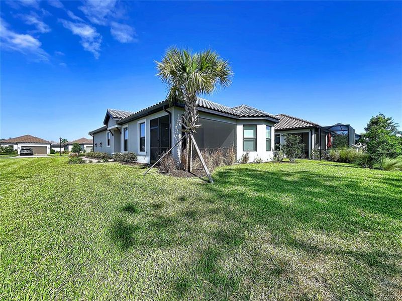 Exterior details and patio area of a home in , Wesley Chapel (Image 42).