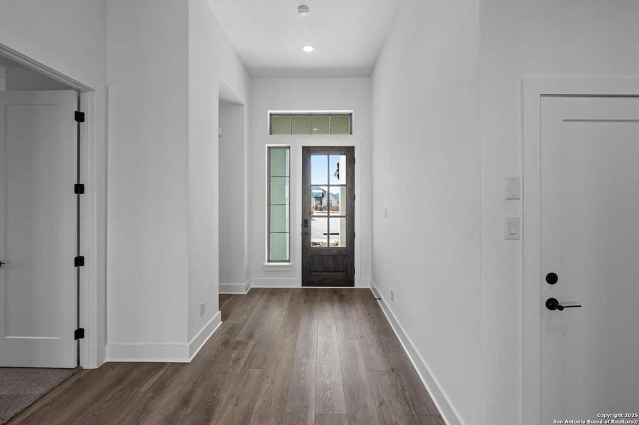 Spacious, unfurnished interior of a new home in Legacy at Lake Dunlap, New Braunfels (Image 16). Spacious, unfurnished interior of a new home in Legacy at Lake Dunlap, New Braunfels (Image 16).