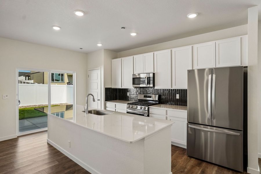 Furnished interior view inside a new home in Union Colony West, Greeley (Image 35).