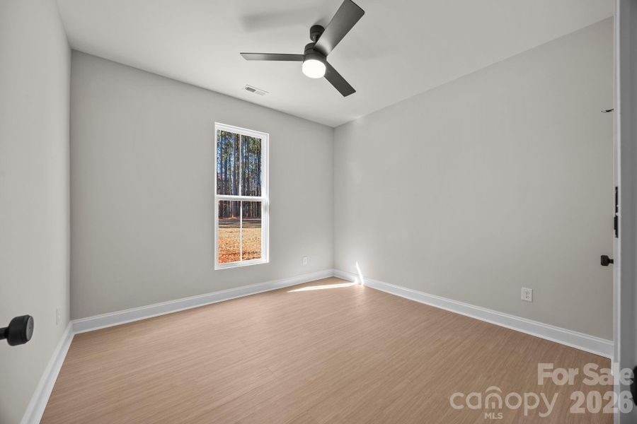 Spacious, unfurnished interior of a new home in , Lincolnton (Image 39).
