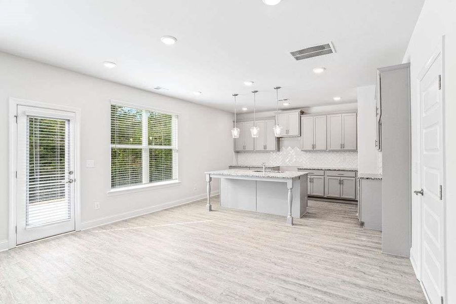 Image 32 of a home in Waters Edge.