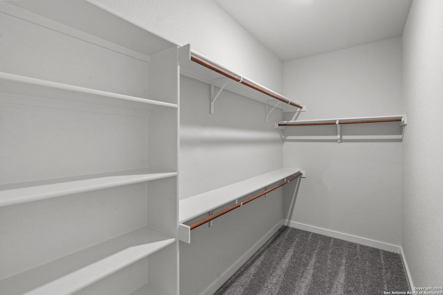 Image 33 of a home in August Fields.