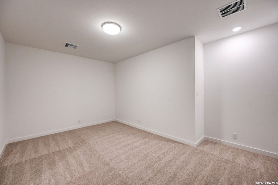 Spacious, unfurnished interior of a new home in The Crossvine, Schertz (Image 15). Spacious, unfurnished interior of a new home in The Crossvine, Schertz (Image 15).