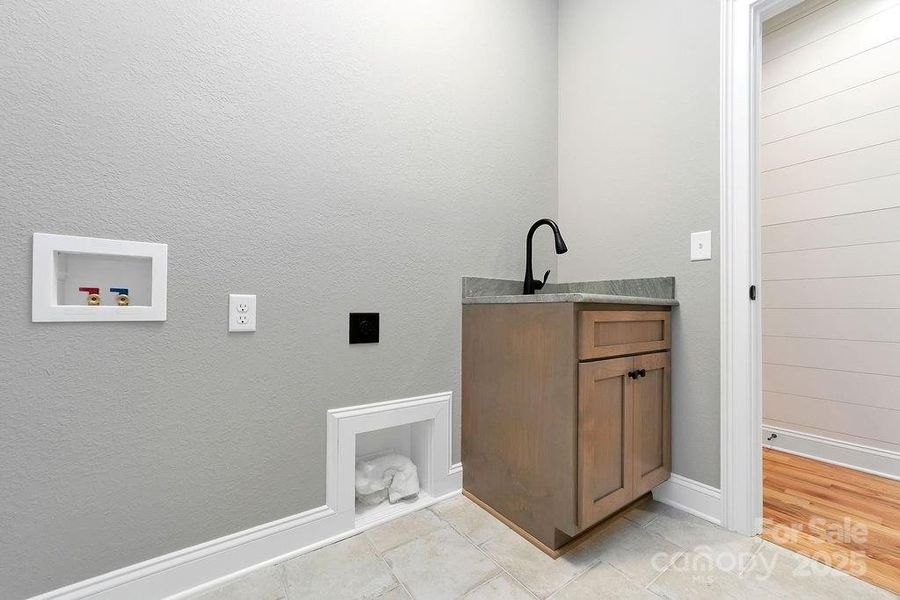 Furnished interior view inside a new home in , Brevard (Image 7).