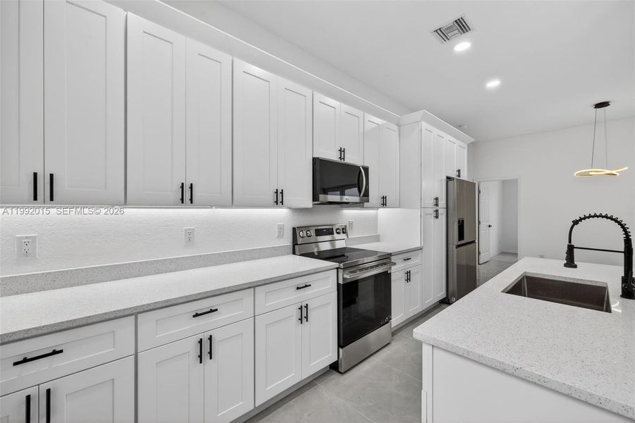 Furnished interior view inside a new home in , Lehigh Acres (Image 6).