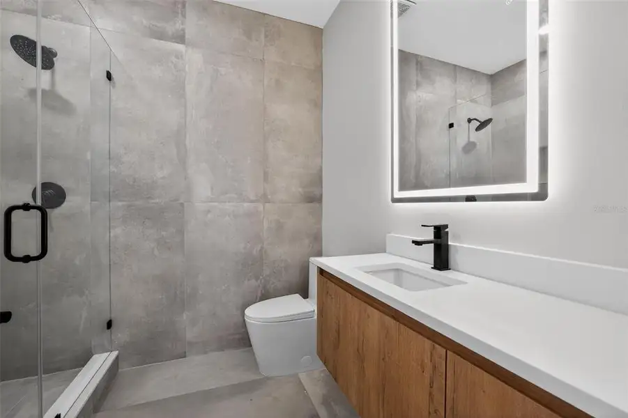 Furnished interior view inside a new home in , Tampa (Image 7).