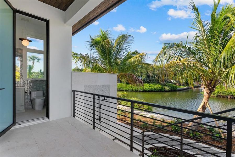 Exterior details and patio area of a home in , Sarasota (Image 36).