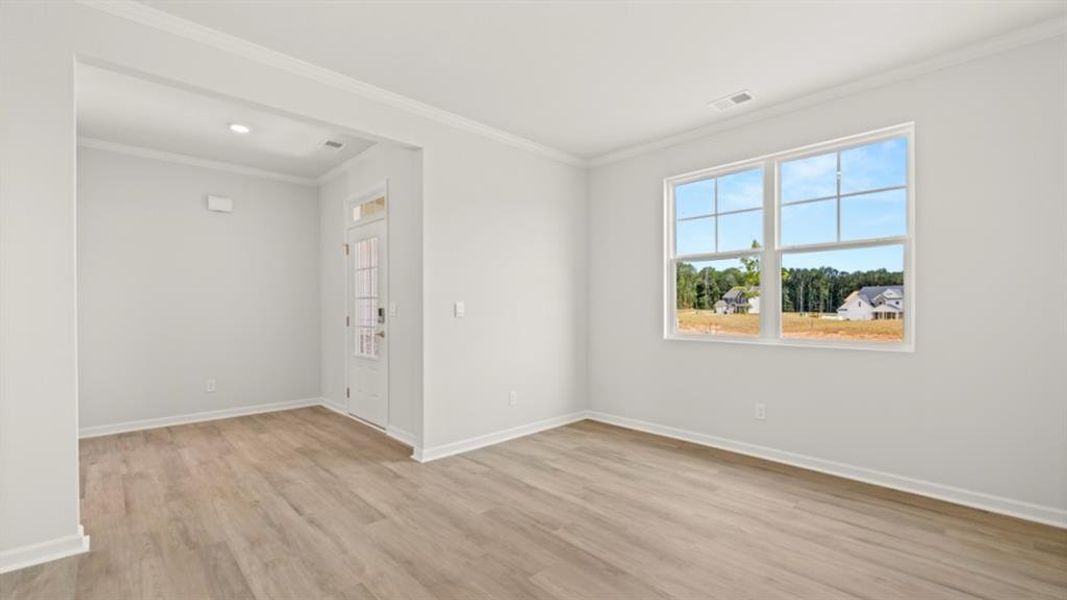 Spacious, unfurnished interior of a new home in Fairway 17 at Mirror Lake, Villa Rica (Image 17).