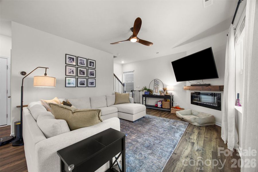 Furnished interior view inside a new home in Fergus Crossing, York (Image 11). Furnished interior view inside a new home in Fergus Crossing, York (Image 11).