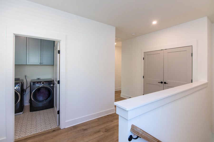 Furnished interior view inside a new home in , Edisto Island (Image 15).