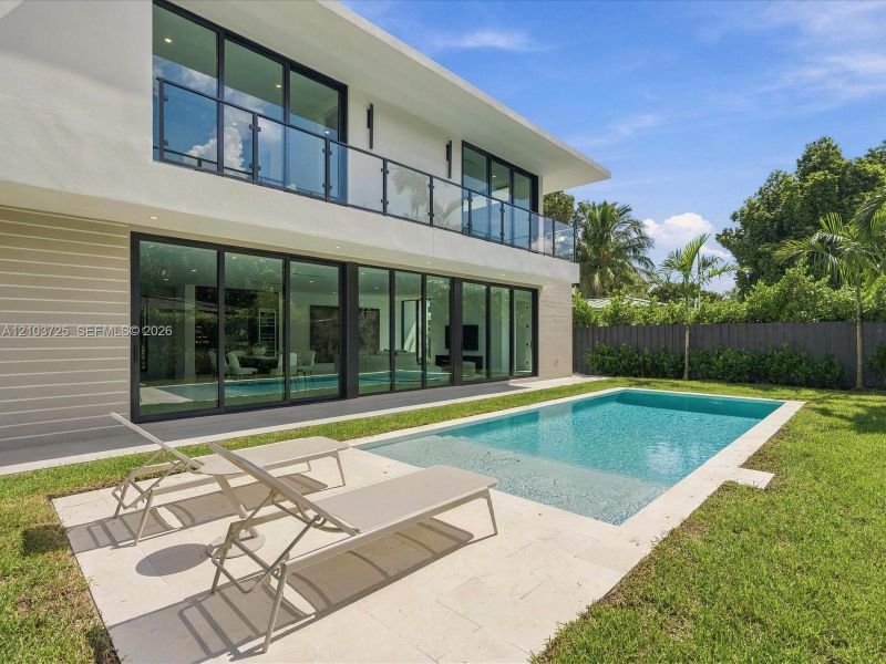 Exterior details and patio area of a home in , Miami (Image 32).