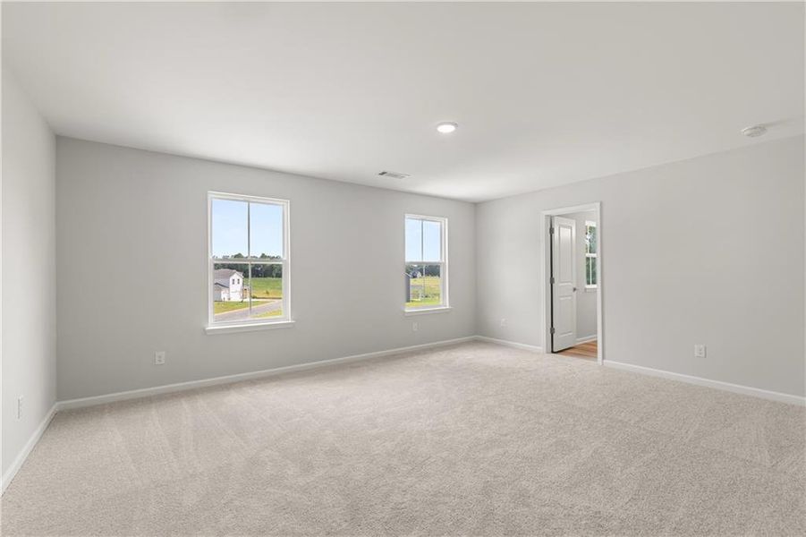 Spacious, unfurnished interior of a new home in Cedar Farms, Winder (Image 23).
