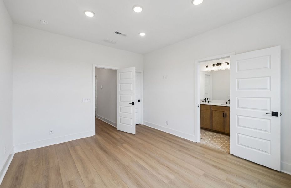 Spacious, unfurnished interior of a new home in Skyline, Nashville (Image 17). Spacious, unfurnished interior of a new home in Skyline, Nashville (Image 17).