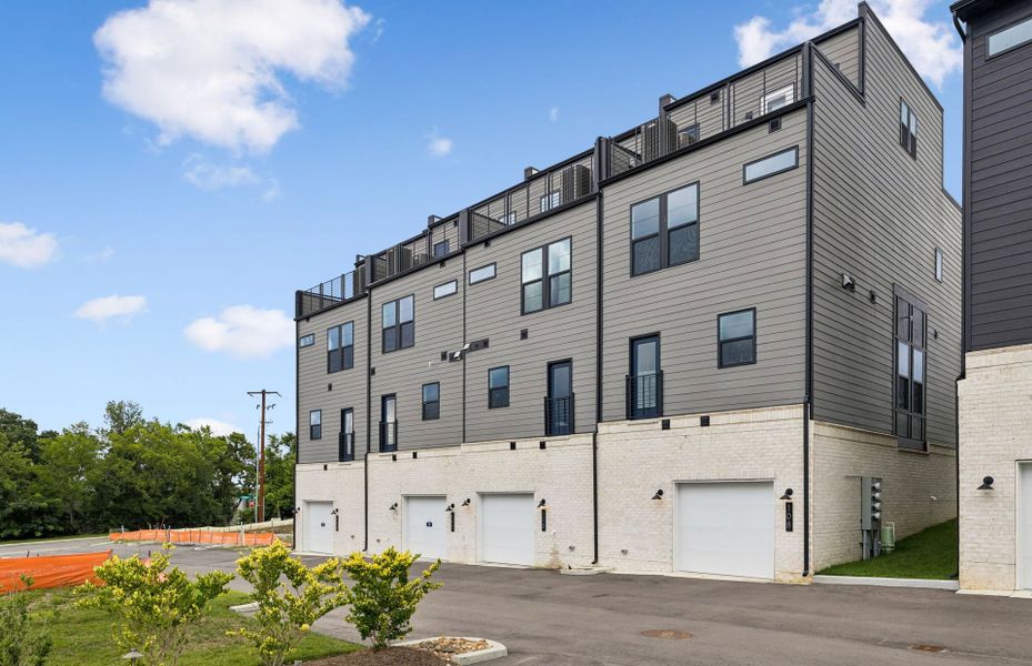 Condo located in Nashville, TN showcasing its design and architecture (Image 3). Condo located in Nashville, TN showcasing its design and architecture (Image 3).