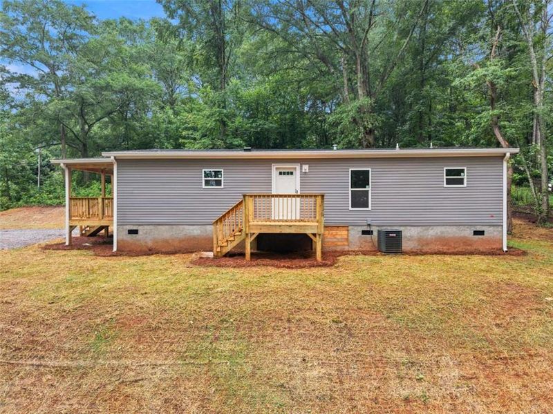 Exterior details and patio area of a home in , Villa Rica (Image 27).