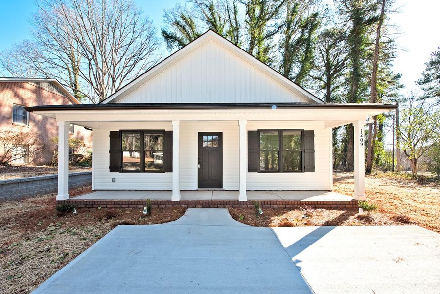 Image 35 of a home in .