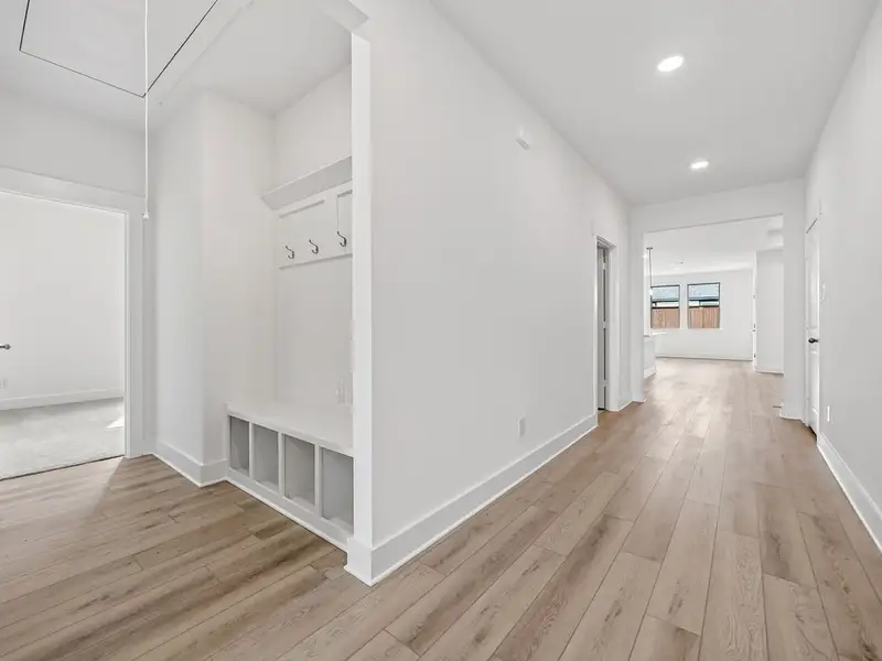 Spacious, unfurnished interior of a new home in Meadow Ridge Estates, Josephine (Image 23).