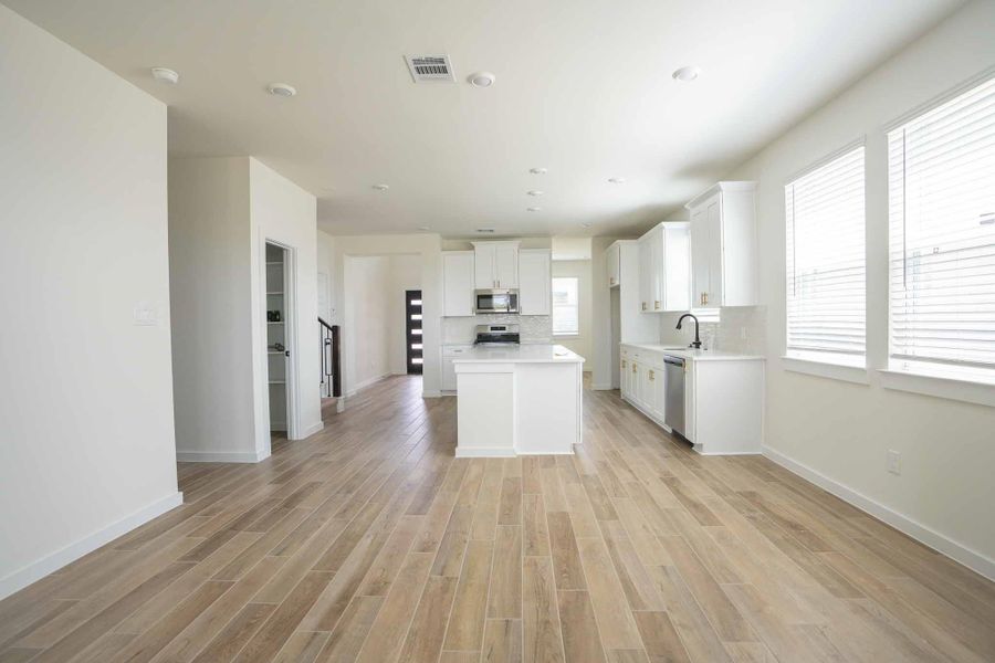 Family room / kitchen