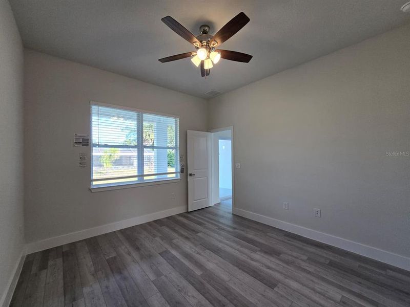 Spacious, unfurnished interior of a new home in , Port Charlotte (Image 33).