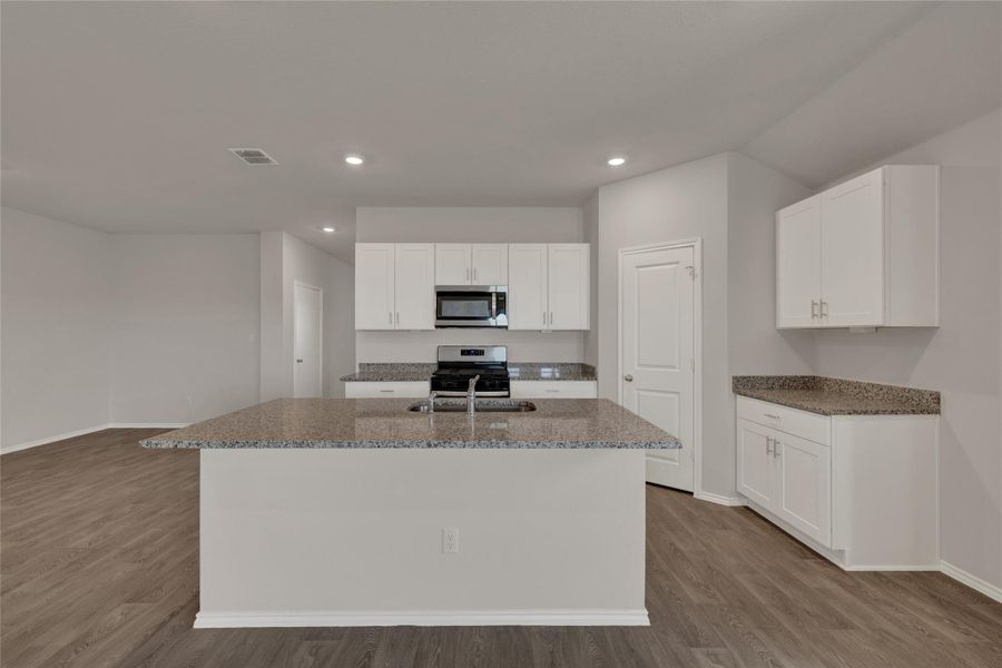 Furnished interior view inside a new home in Bollinger, Maxwell (Image 5).